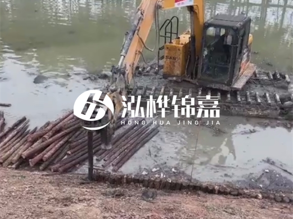 怎么選擇靠譜的松木樁施工隊 - 水上打松木樁聯(lián)系電話多少？