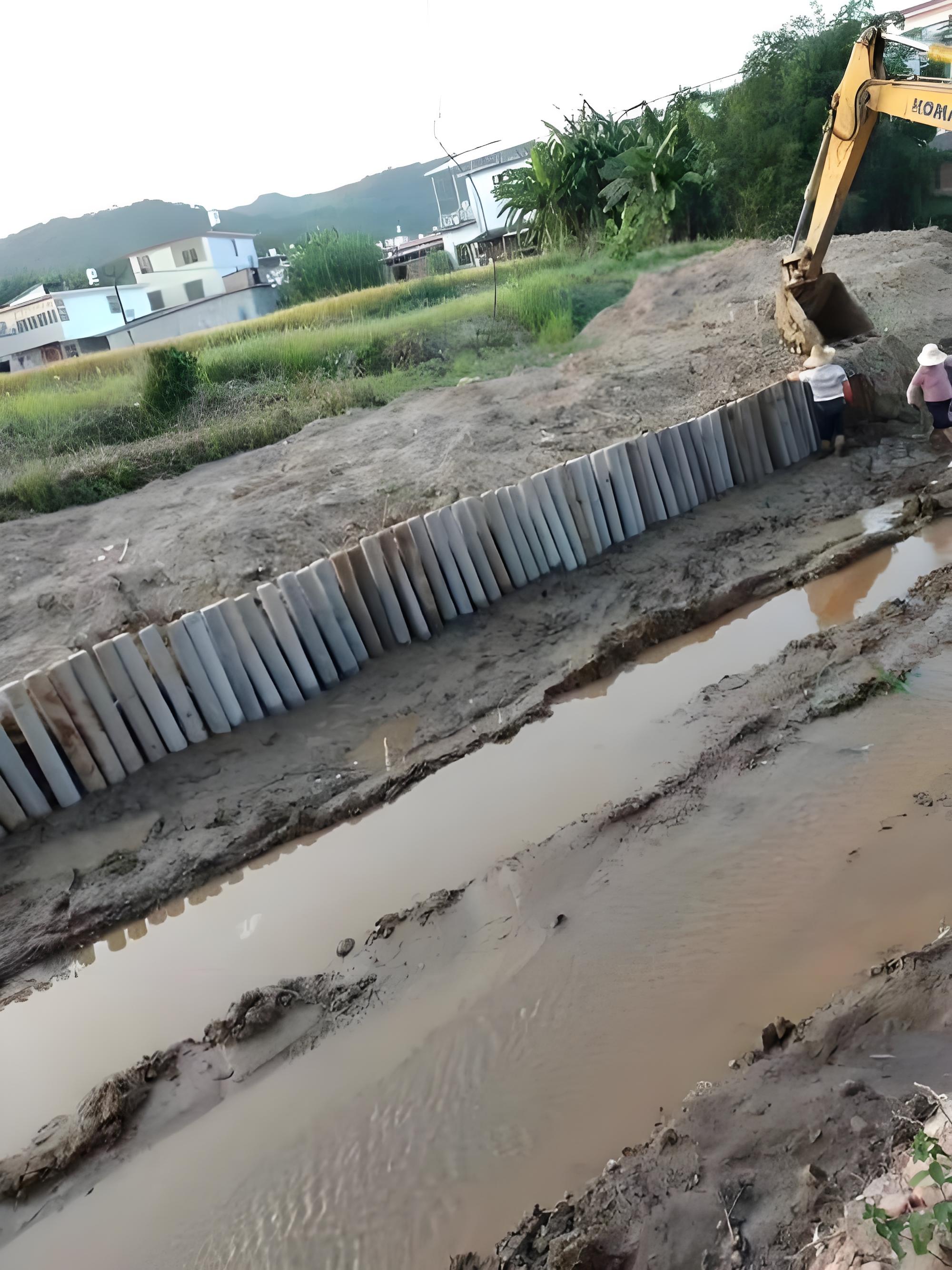 水泥樁廠家泓樺錦嘉-水泥樁在淤泥質(zhì)河床如何防沉降？